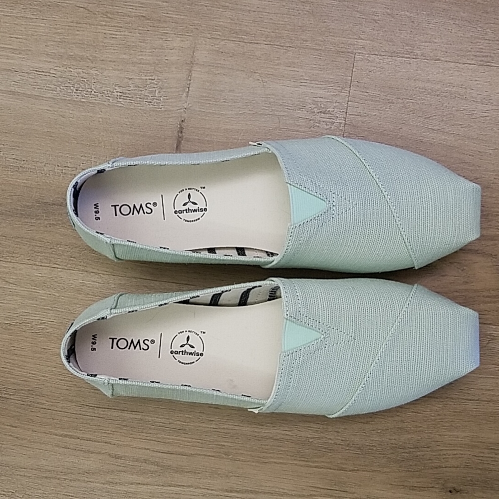 NWOT Women's TOMS Classic Canvas - Mint Green - Picture 2 of 6